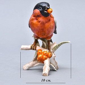 Коллекционная Фарфоровая Статуэтка «Птица - Снегирь с Рябиной», Goebel Германия -1979 год.