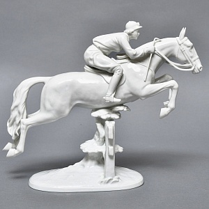 Коллекционная Фарфоровая статуэтка «Наездница. Женский Конкур», ROSENTHAL Германия, 1938 - 1948 годы.