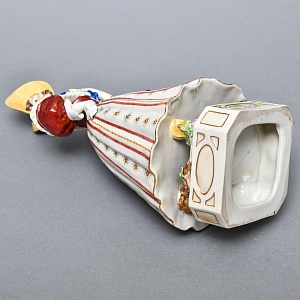 Коллекционная статуэтка «Модница в шляпке», Фарфор, SITZENDORF Германия, первая половина ХХ века.