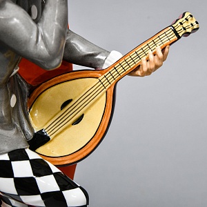 Антикварная Фарфоровая скульптура «Паяц с мандолиной», ROSENTHAL Германия - 1922 год.