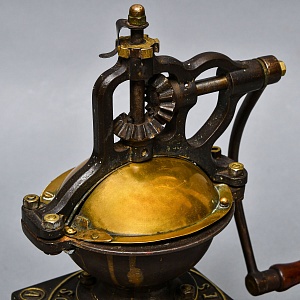 Старинная Ручная Механическая Кофемолка - Мельница PEUGEOT, Франция начало ХХ века. 