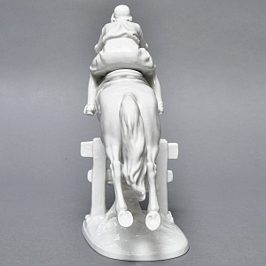 Коллекционная Фарфоровая статуэтка «Наездница. Женский Конкур», ROSENTHAL Германия, 1938 - 1948 годы.