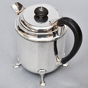 Винтажный Металлический Кофейник - Чайник на ножках 1 л. Silverplate, Англия - середина ХХ века.