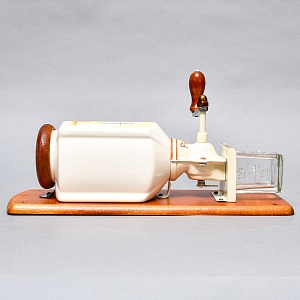 Редкая! Фарфоровая Настенная Ручная Механическая Кофемолка PeDe, Голландия.