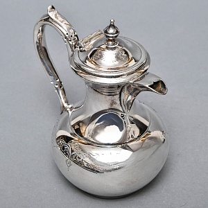 Металлический Кофейник - Чайник на 800 мл. Silverplate, SHEFFIELD Англия.