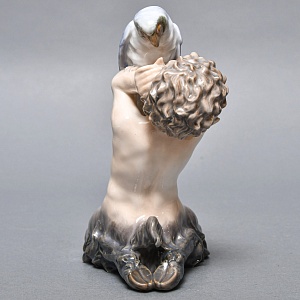 Коллекционная Фарфоровая статуэтка «Фавн с попугаем», Royal Copenhagen Дания, 50-е годы.