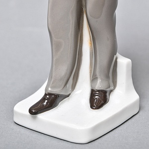 Коллекционная Фарфоровая статуэтка «ПОЧТАЛЬОН», Grafenthal Германия, 1985 - 1990 года. 