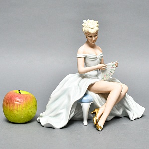 Фарфоровая статуэтка «Балерина, Танцовщица c Веером», WALLENDORF Германия 1953-1962 годы.