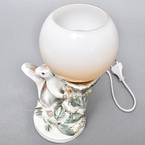 Фаянсовая Настольная Лампа - Светильник «Белка» СССР ЗиК Конаково - 1958 год.