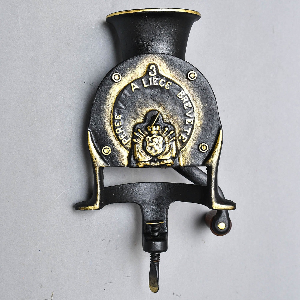 Старинная Чугунная Ручная Механическая Мельница - Кофемолка BREVETE, Бельгия 30-е гг.