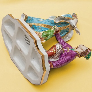 Авторская Фарфоровая статуэтка «Царе́вна-лягу́шка», СССР Дулево, 50-е года.