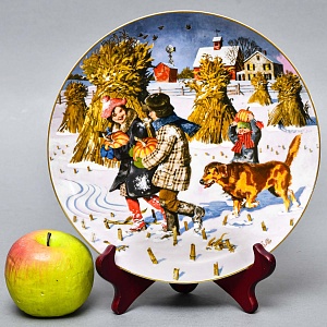 Коллекционная Фарфоровая тарелка - блюдо «Дети с тыквой», Rosenthal Германия - 1977 год.