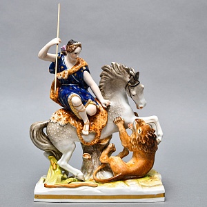 Антикварная Фарфоровая статуэтка «Диана - Охотница на льва», VOLKSTEDT Германия.