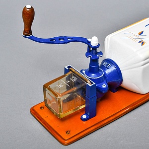 Редкая! Фарфоровая Настенная Ручная Механическая Кофемолка Hard Trep, Голландия.