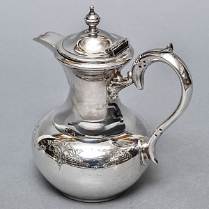 Металлический Кофейник - Чайник на 800 мл. Silverplate, SHEFFIELD Англия.