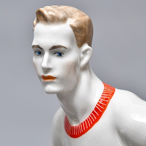 Большая Коллекционная Авторская Статуэтка «Футболист СПАРТАК», фарфор, ЛФЗ СССР -1989 год.