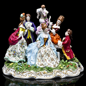 Коллекционная Фарфоровая статуэтка «ГАЛАНТНАЯ ПРОГУЛКА», Scheibe-Alsbach Германия, середина ХХ века. 