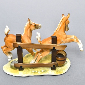 Коллекционная статуэтка «Лошади - Скачущие Жеребята», Фарфор Hutschenreuther Германия, 1970 год.
