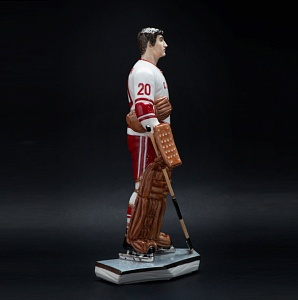 Большая Коллекционная Авторская Статуэтка «Хоккеист СССР – Владислав Третьяк №20», фарфор, Россия. 