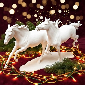 Редкость!!! Бисквитный Фарфор - Статуэтка «БЕГУЩИЕ ЛОШАДИ», Kaiser, Германия - 1970 год.