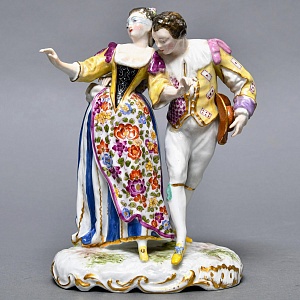 Коллекционная Фарфоровая статуэтка «Пара на Карнавале», Edme Samson Франция, 1940 - 1969 годы. 