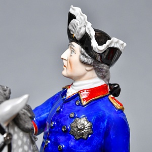 Антикварная Фарфоровая статуэтка «Старый Фриц. Король Пруссии Фридрих II на коне», SITZENDORF Германия.