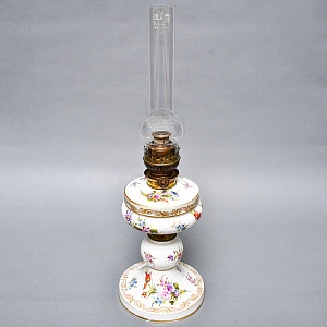 Старинная Керосиновая Фарфоровая Лампа MATADOR Ludwigsburg Германия, начало ХХ века.