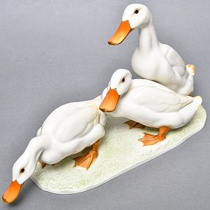 Большая Коллекционная Фарфоровая статуэтка «Три белые утки», Hutschenreuther Германия.