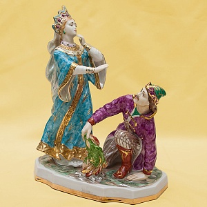 Авторская Фарфоровая статуэтка «Царе́вна-лягу́шка», СССР Дулево, 50-е года.