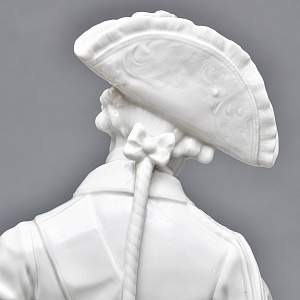 Антикварная Фарфоровая статуэтка «Старый Фриц. Король Пруссии Фридрих II с собаками»,  Volkstedt Германия.