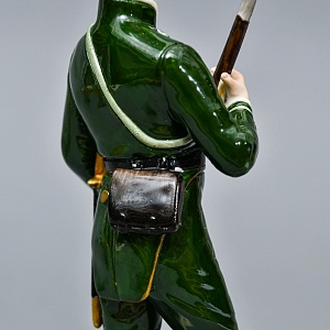 Фарфоровая статуэтка Солдат - «Стрелок корпуса герцога Камберлендского», Rudolf Kammer Германия.