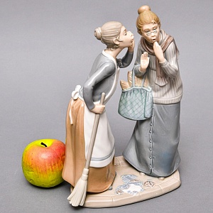  Коллекционная Фарфоровая статуэтка «Сплетницы», Lladro / Лядро Испания, 1978 - 1985 годы.