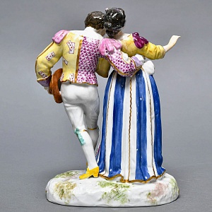 Коллекционная Фарфоровая статуэтка «Пара на Карнавале», Edme Samson Франция, 1940 - 1969 годы. 