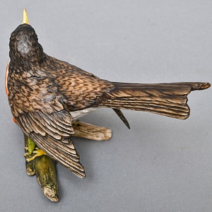 Бисквит! Коллекционная Фарфоровая статуэтка «Птица - Певчий дрозд» KAISER Porzellan Германия - 1979 год.