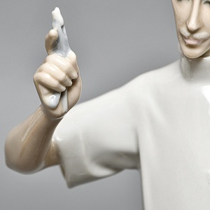  Коллекционная Фарфоровая статуэтка «Врач - Стоматолог», Lladro Испания, 1977 год.