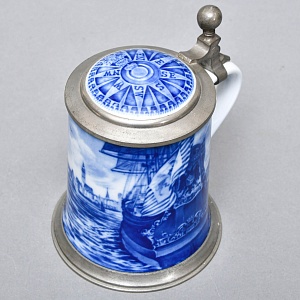 Коллекционная Пивная Кружка «Фрегат „Герб Бремена“ у родного порта, 1650 год», Berlin Design Германия -1976 год.