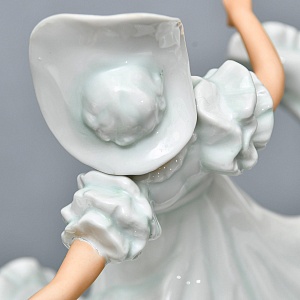  Коллекционная Фарфоровая статуэтка «Танцовщица в пышном платье», Schau Bach Kunst Германия.