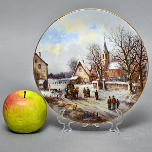 Коллекционная Фарфоровая тарелка «Деревня у озера», Tirschenreuth Германия - 1991 год. 