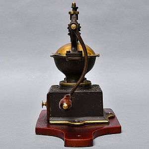 Старинная Ручная Механическая Кофемолка - Мельница PEUGEOT, Франция начало ХХ века. 