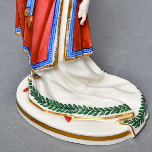 Антикварная статуэтка «Девушка в тюрбане», Фарфор, Dressel, Kister & Cie Германия, 1900 - 1922 годы. 