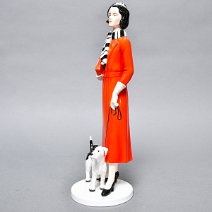 Большая Коллекционная Фарфоровая статуэтка «Сеньора Сант Анжело», GOEBEL Германия. 