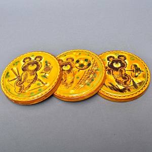 Набор из Трёх Декоративных Плакеток «ОЛИМПИЙСКИЙ МИШКА»  ЗиК Конаково СССР -1980 год.