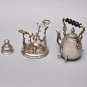 Небольшая Бульотка - Чайник - Запарник, Металл Silverplated, Англия, первая половина ХХ века. 