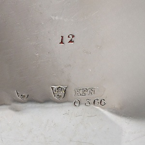 Винтажный Металлический Кофейник - Чайник на ножках 1 л. Silverplate, Англия - середина ХХ века.