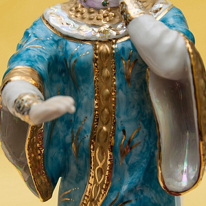 Авторская Фарфоровая статуэтка «Царе́вна-лягу́шка», СССР Дулево, 50-е года.