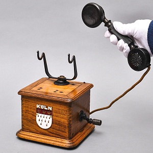 Антикварный Настольный Телефонный аппарат - Телефон «La Telephone Prive», Франция -1918 год.