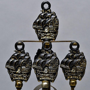 Набор Инструментальных Принадлежностей «Паруса Виктории» для Камина или Печи, на Подставке. Англия.