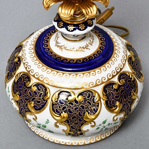 Настольная Электрическая  Лампа - Светильник, фарфор Giulia Mangani Италия, середина ХХ века. 