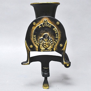 Старинная Чугунная Ручная Механическая Мельница - Кофемолка BREVETE, Бельгия 30-е гг.