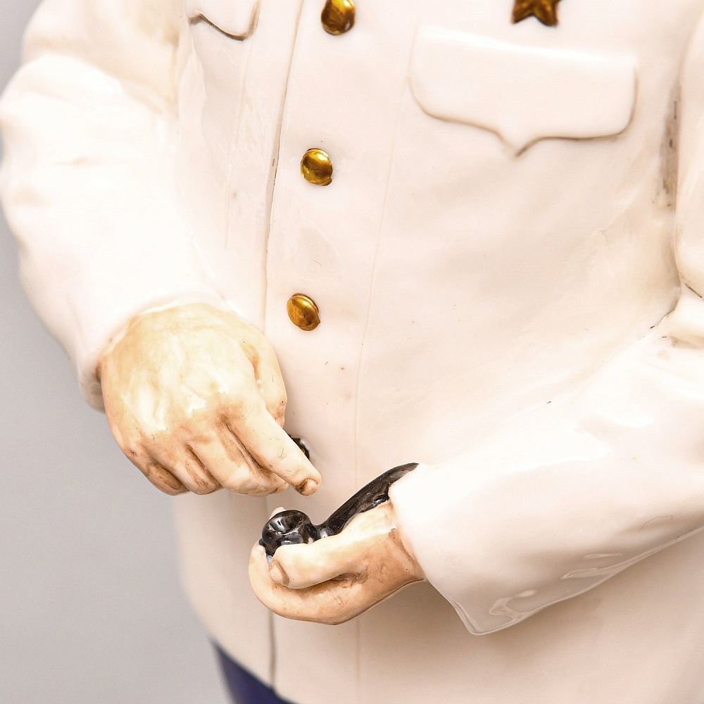 Коллекционная Авторская Статуэтка «Генералиссимус СССР - Сталин И.В.», фарфор, Россия. 